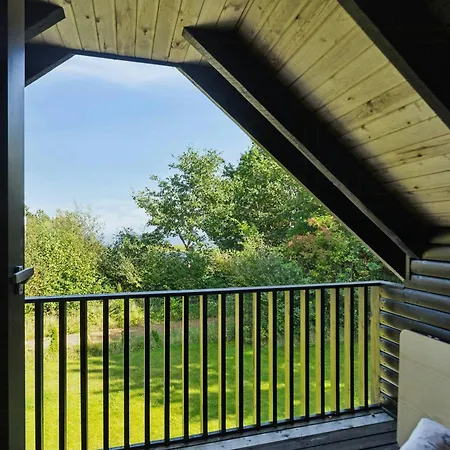 Feriehus 70s With Fjord Views At Lyby