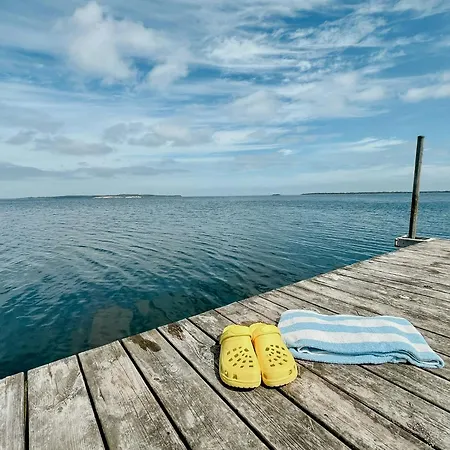 70s With Fjord Views At Lyby *