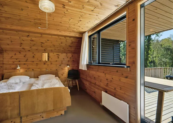 Сasa de vacaciones 70S Holiday Home With Fjord Views At Lyby Beach *